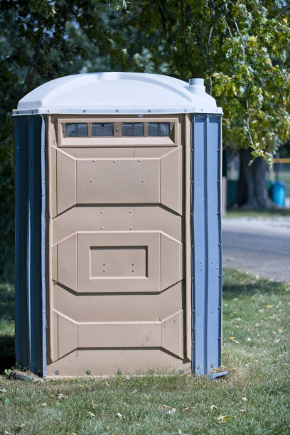Best Emergency porta potty rental  in Farmingdale, NJ