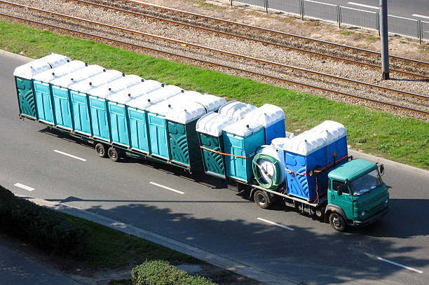 Best Construction site porta potty rental  in Farmingdale, NJ